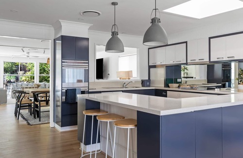 Forresters Beach House | Exquisite Beachside Luxury- Resort Style Pool