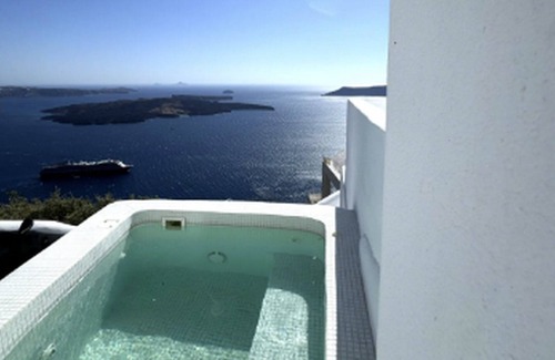 Imerovigli Villa | Exquisite Santorini Villa | Villa Kamelot | 3 Bedrooms | Spectacular Aegean Sea.