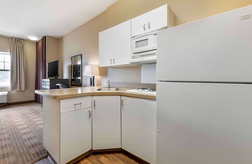 Des Plaines Hotel | Extended Stay America Select Suites Chicago O'Hare