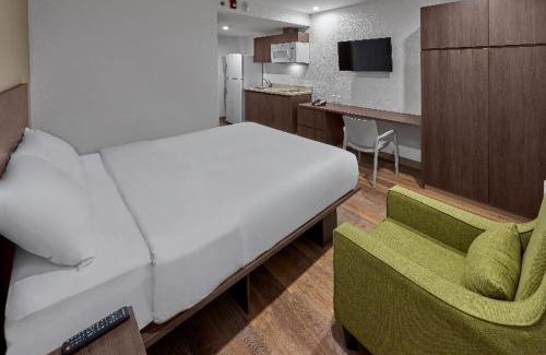 Saltillo Apartment | Extended Suites Saltillo Galerías