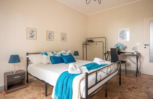 Mirafiori Apartment | -Extra Parking- Suite-2 - x6 con Balcone