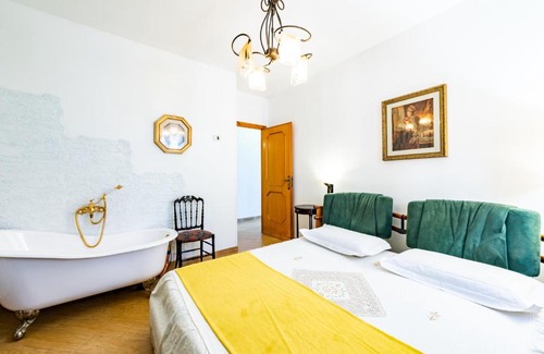 Selva di Fasano Villa | Extravacanza Safari