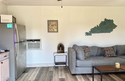 Trappist House | Extremely remote glamping getaway, studio-style home on private country ranch!