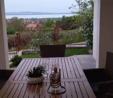 Vonyarcvashegy House | Ezüsthíd Vendégház