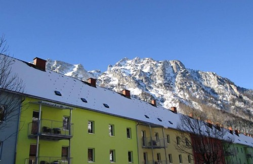 Eisenerz Apartment | für bis zu 4 Personen mit Sprudelwanne by Interhome