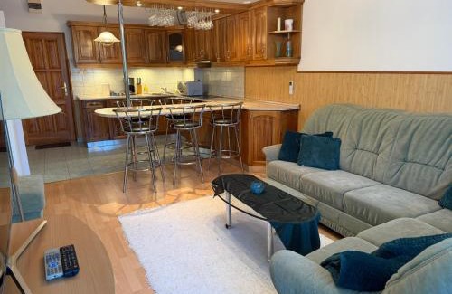 Cserkeszolo House | Fűzfa Apartman