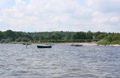 Lauterbach House | F-1037 Ferienhaus Neuendorf Haus Terrasse, Gartennutzung, Meerblick