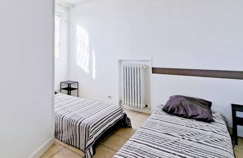 Trappes Apartment | F 2.b.1 Avec 4 Lits Part