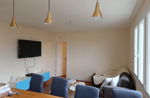 Cœur de Ville Apartment | F2 Centre Ville Courbevoie A 10 min à Pied de la Défense