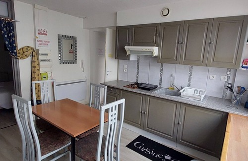 Charency-Vezin Apartment | F2 Ground floor