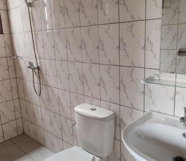 Libreville Apartment | F3 à 20 mn du centre ville et 15 mn de l'aéroport