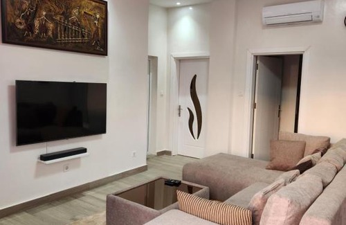 Point E Apartment | F3 Penthouse Point E