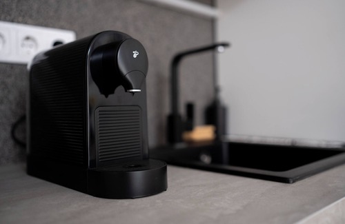 Nepszinhaz negyed Apartment | f5 studio Budapest 211 - is a stylish apartment located in the downtown