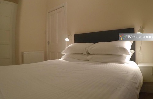 Gorgie Apartment | Fab 1 bed in Edinburgh!