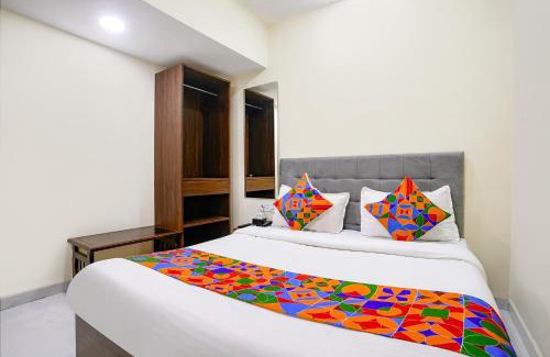 Andheri West Hotel | FabExpress Lexus5 - Nr Janki devi High School