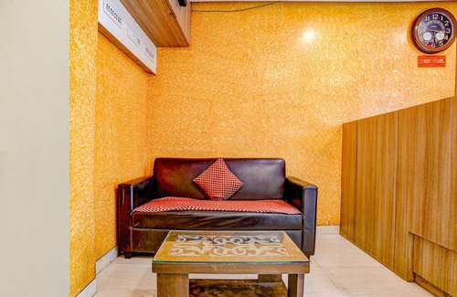 Sakinaka Hotel | Fabexpress Prakash Inn
