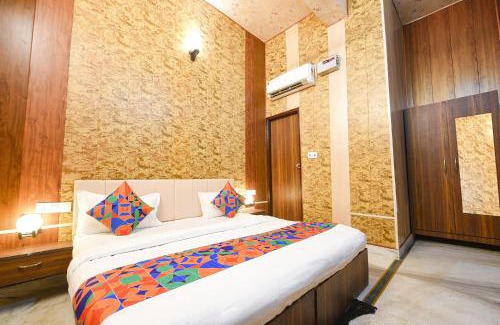 Faridabad Hotel | FabExpress The Grand Palace Near Fortis Escort Hospital