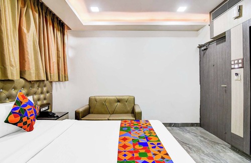 Bara Bazar Hotel | Fabhotel Aafreen International