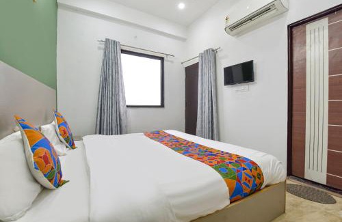 Sitapura Hotel | FabHotel Avondale - Sitapura