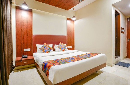 Mira Road East Hotel | Fabhotel D69 Residency