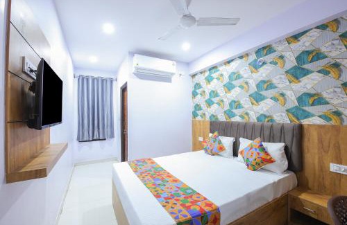 Shivaji Nagar Hotel | FabHotel Golden Comforts - MG Road