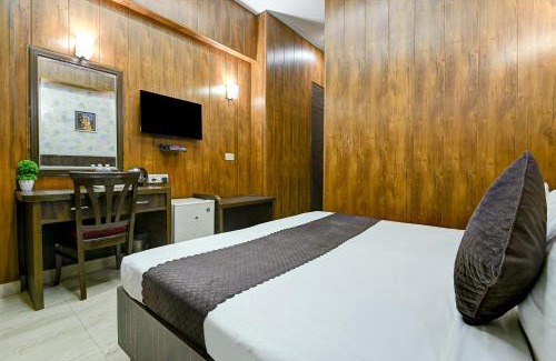 DLF City Hotel | FabHotel Prime The Rivlet - MG Road & Sikanderpur Metro