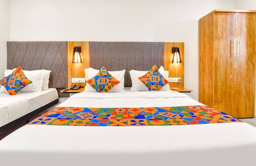 Padra Hotel | Fabhotel Royal City