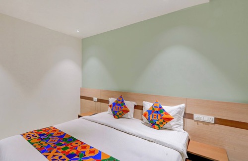 Hanmakonda Hotel | Fabhotel Silver Cloud