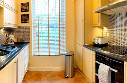 Belper Apartment | Fabulous 2 bed Ground floor apartment in former Convent, easy walk into Belper