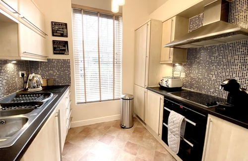 Belper Apartment | Fabulous 2 bed Ground floor apartment in former Convent, easy walk into Belper