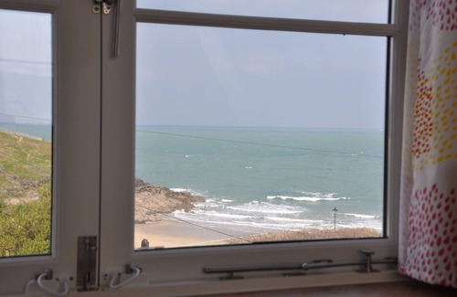 St Ives Cottage | Fabulous 3 Bed Cottage With Parking And Garden Overlooking Porthgwidden Beach