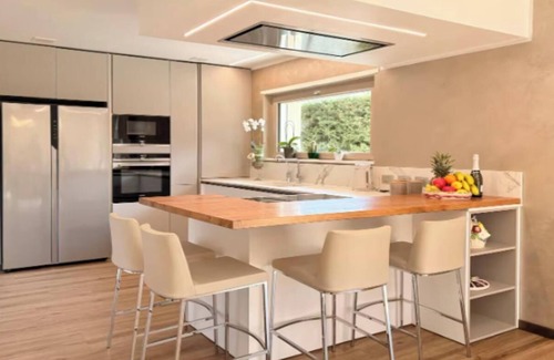 Colico Apartment | Fabulous 3-bedroom apartment with AC in charming Colico