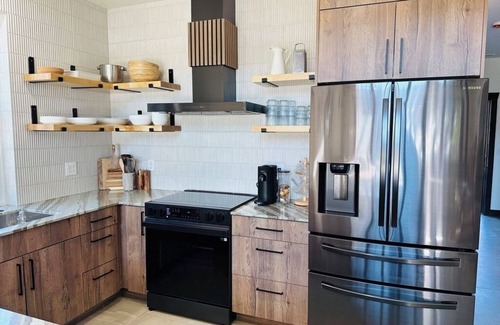 Roslyn House | Fabulous 3-bedroom house with AC in Roslyn