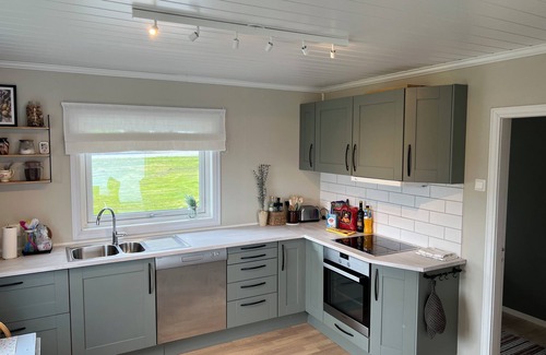 Haram Villa | Fabulous 4-bedroom villa with AC in Møre og Romsdal, boat available