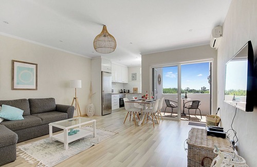 Mato Serrao Apartment | Fabulous apartment in beautiful Quinta do Paraiso