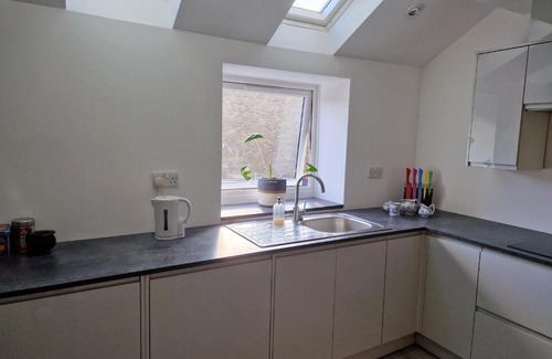 Crouch End Apartment | Fabulous London Oasis