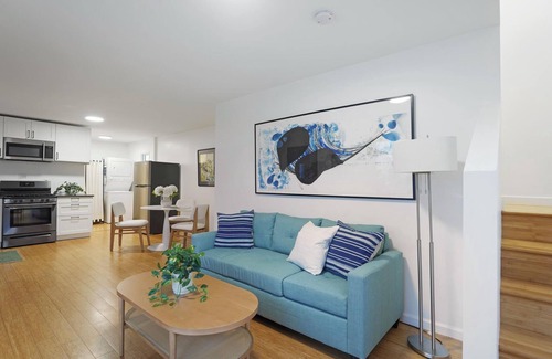 Westside Santa Cruz Cottage | Fabulous Monterey Bay Views