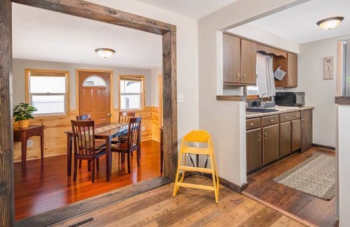 Appleton House | 𝑭𝒂𝒃𝒖𝒍𝒐𝒖𝒔 𝒐𝒏 𝑭𝒓𝒆𝒎𝒐𝒏𝒕 2 bedroom