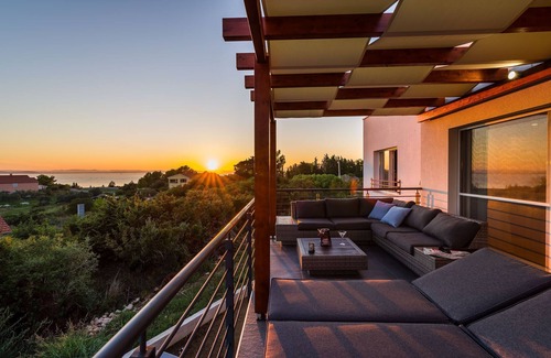 Diklo House | Fabulous sunset view villa Rampada