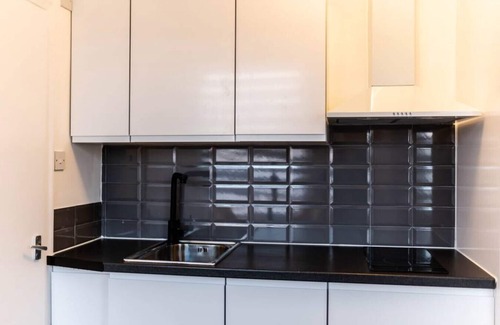 Hillrise Apartment | Fairbridge 5.