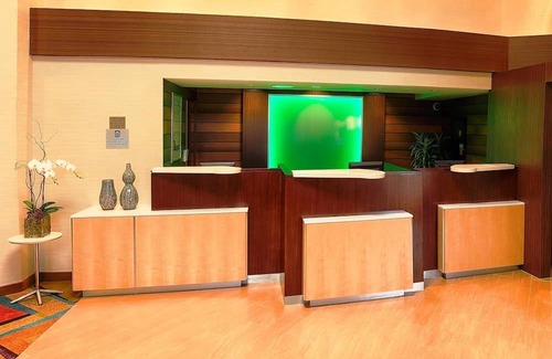 San Jose Hotel | Fairfield Inn & Suites by Marriott San Jose Airport