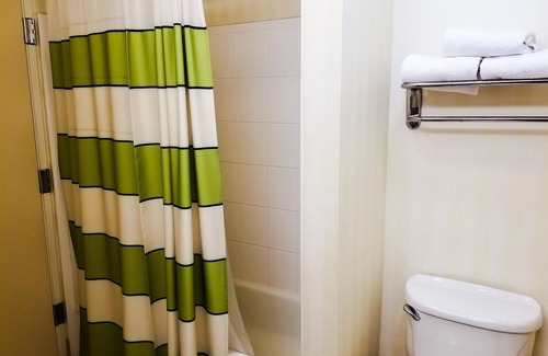 Bonanza Hotel | Fairfield Inn and Suites by Marriott Laredo