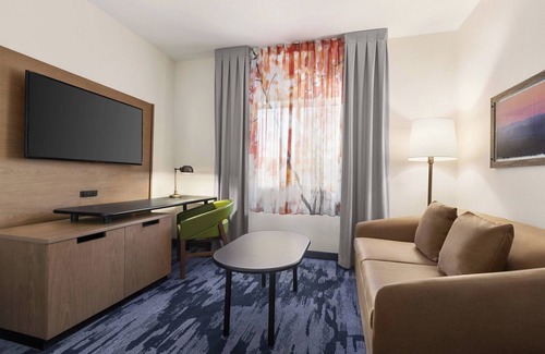 Tracy Hotel | Fairfield Inn by Marriott Tracy