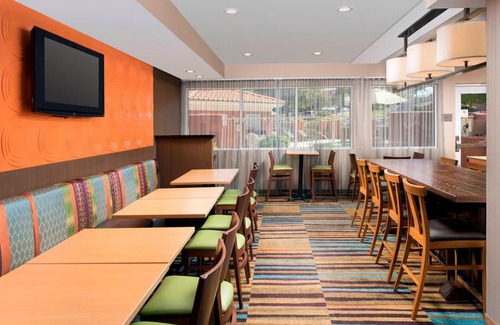 Victory Hills Hotel | Fairfield Inn & Suites Albuquerque Airport