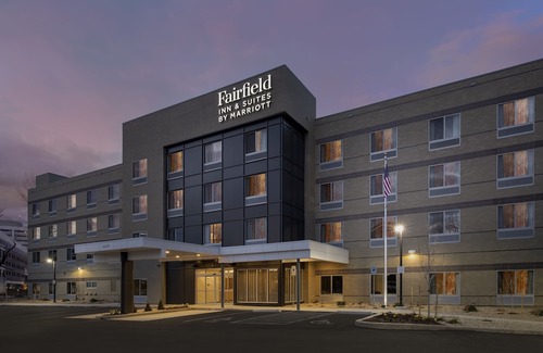 Hampden South Hotel | Fairfield Inn & Suites by Marriott Denver Tech Center North