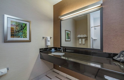 Elkhart Hotel | Fairfield Inn & Suites Elkhart