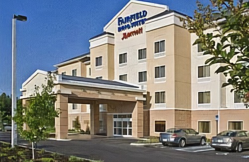 Bonanza Hotel | Fairfield Inn & Suites Laredo