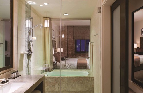 Fisherman's Wharf Hotel | Fairmont Heritage Place, Ghirardelli Square