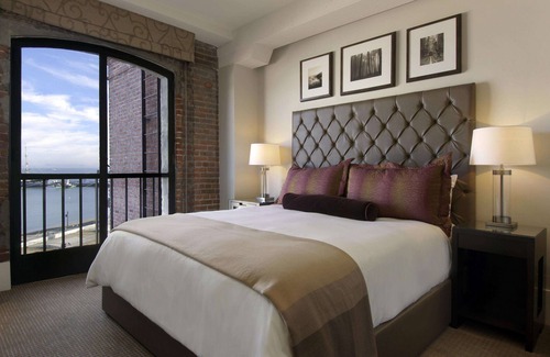 Fisherman's Wharf Hotel | Fairmont Heritage Place, Ghirardelli Square