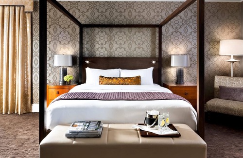 Downtown Calgary Hotel | Fairmont Palliser